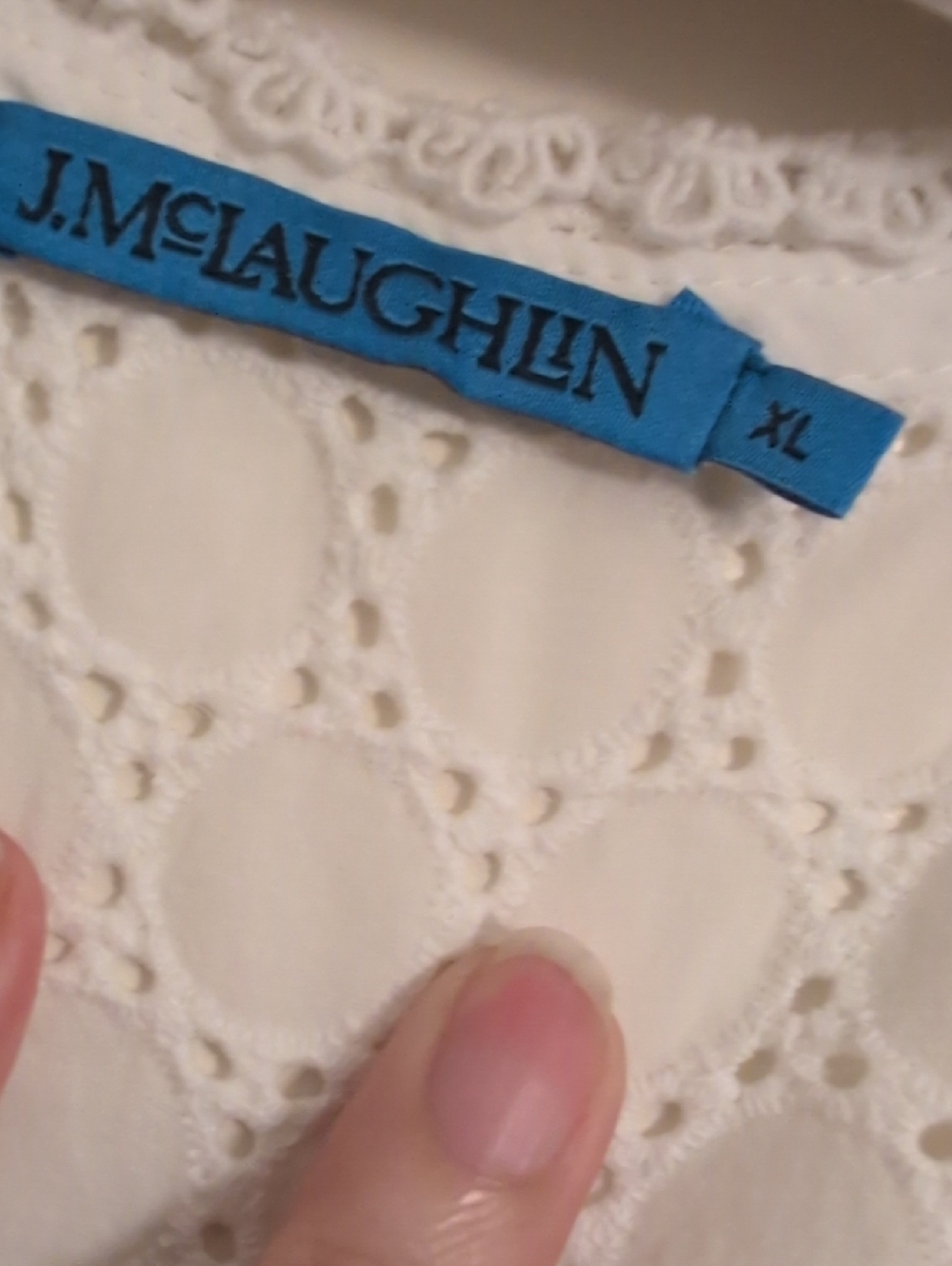 J. McLaughlin Eyelet Pointelle 100% Cotton Button Down Top - Incredible Detail!! - Picture 3 of 10